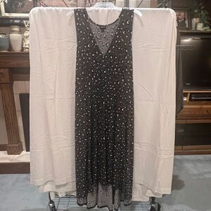 Worn 1x! Torrid, Green Leopard Print Sleeveless Dress. Size 4